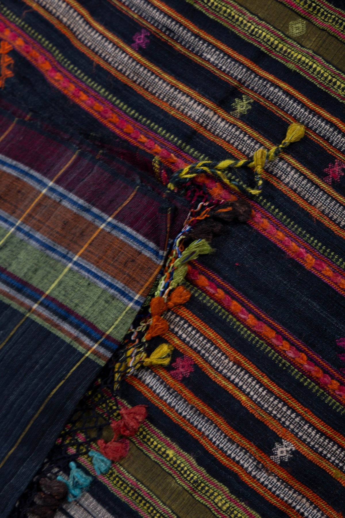 Meghdhanush Raat
