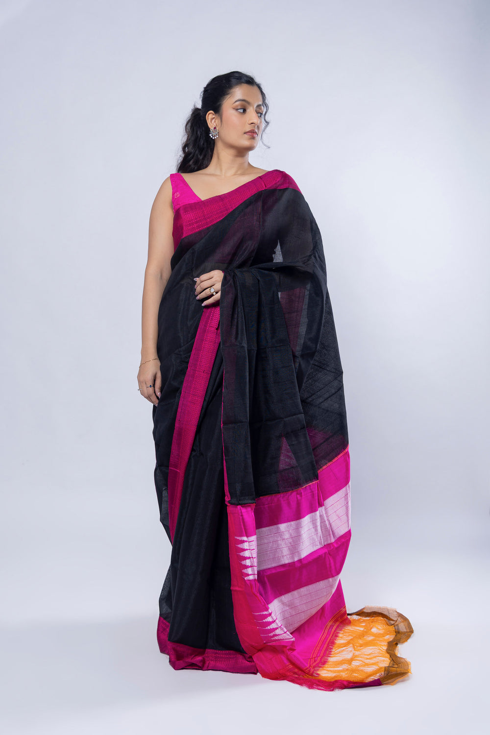 Ratri Gulabi