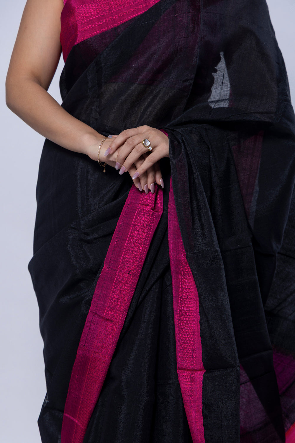 Ratri Gulabi